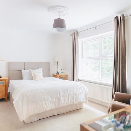 Elizabeth House Hotel Bracknell Ngoại thất bức ảnh